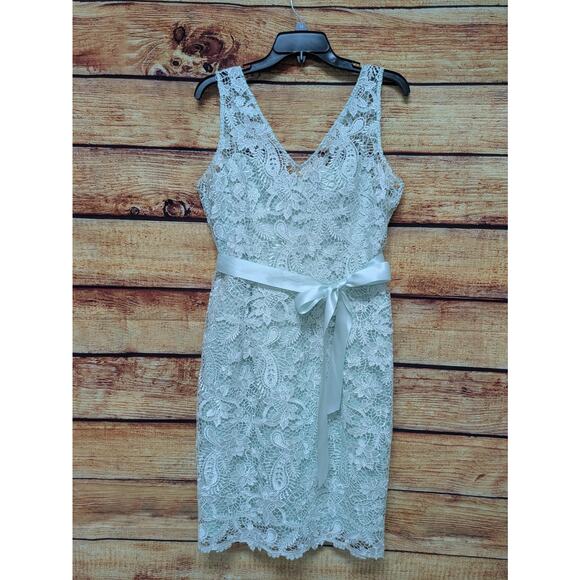ADRIANNA PAPELL MINT Green V-Neck Lace Belted Cocktail Dress Size 10 - Picture 1 of 10